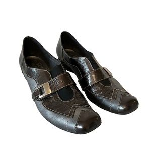 Un Tour En Ville Patent Leather Flats Loafers - Size 11